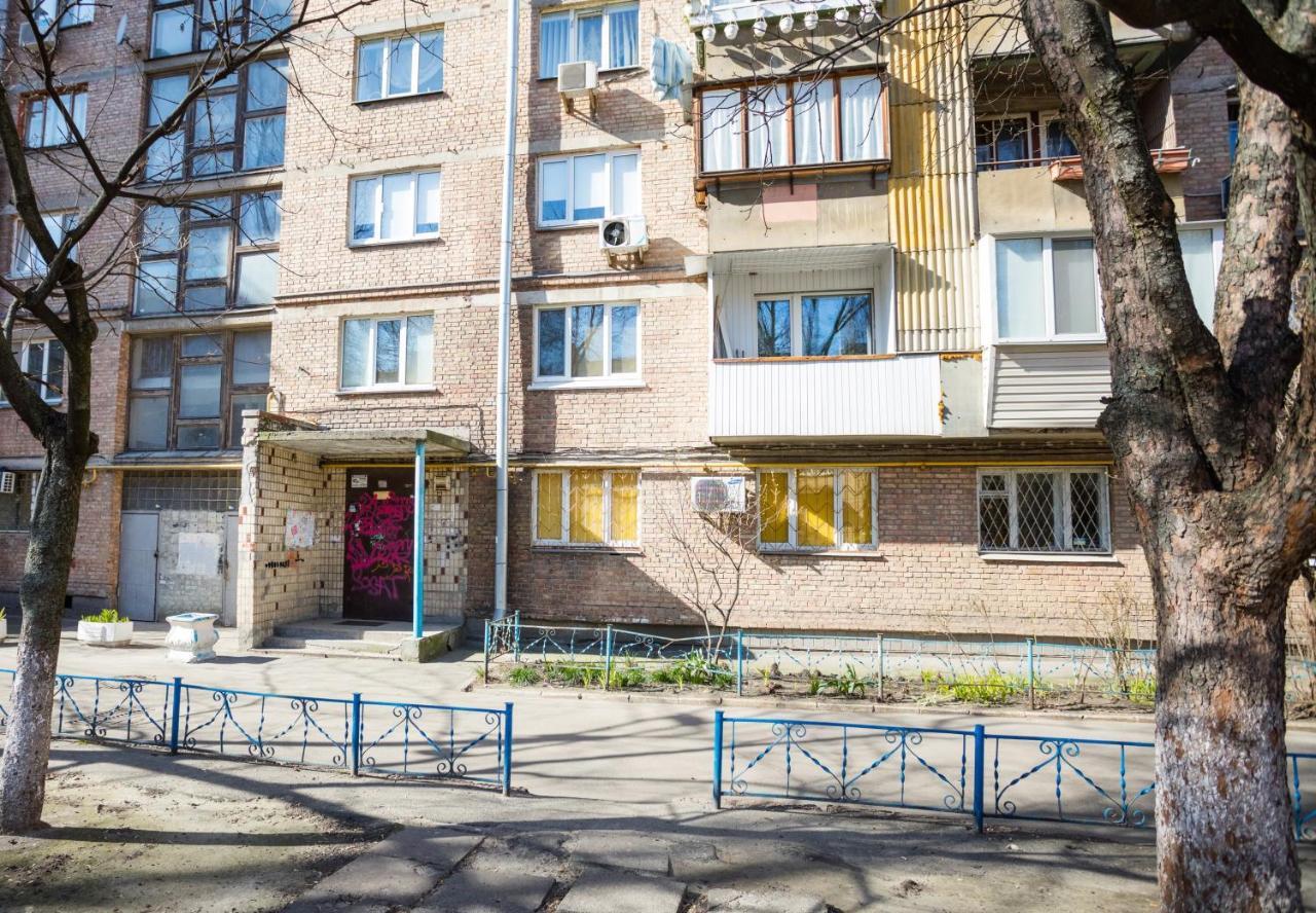 Apartment Near Metro Pecherskaya Kiev Luaran gambar